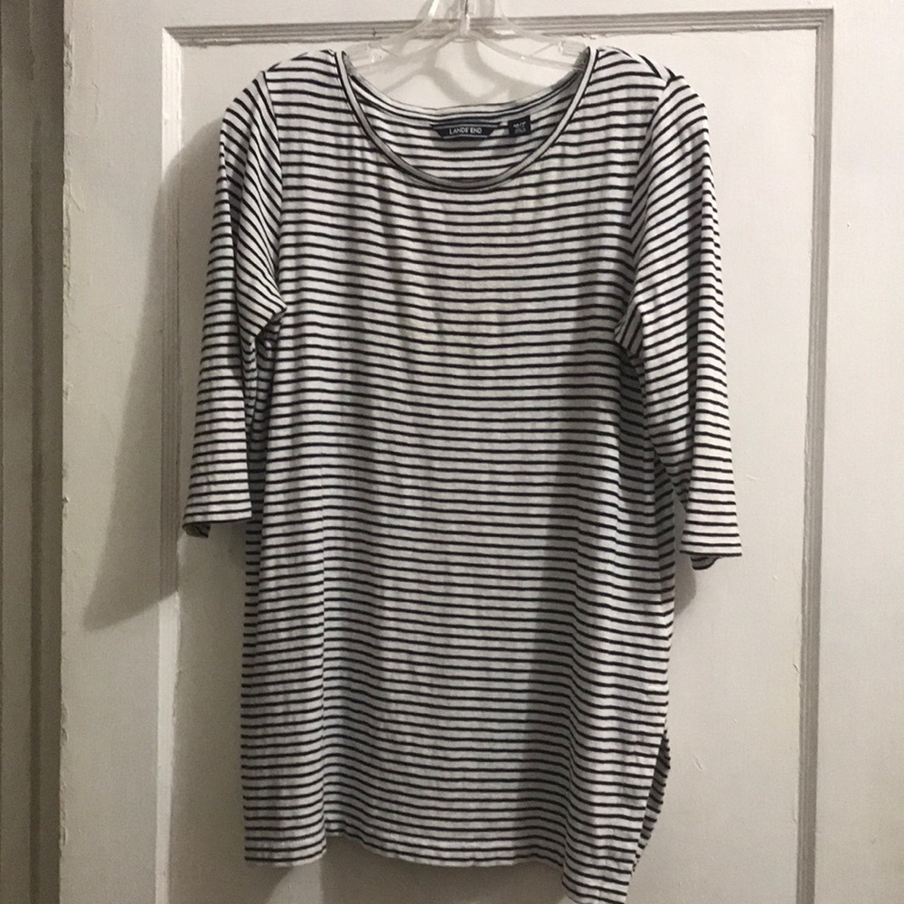 Classic blk/white stripe 3/4 length sleeves tunic tee. Lovingly  and gently worn